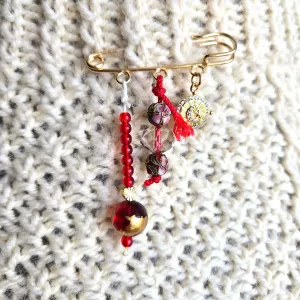 CHINESE ACCENT KILT PIN