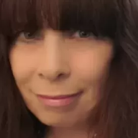 Profile picture of Christine Mulholland