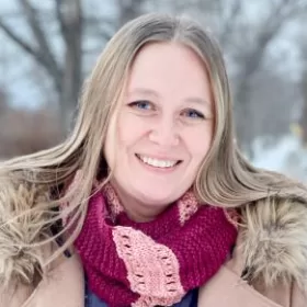 Profile picture of Laura Grace Crafts